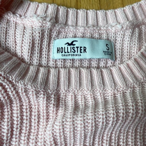 Cropped Sweater - Picture 3 of 3